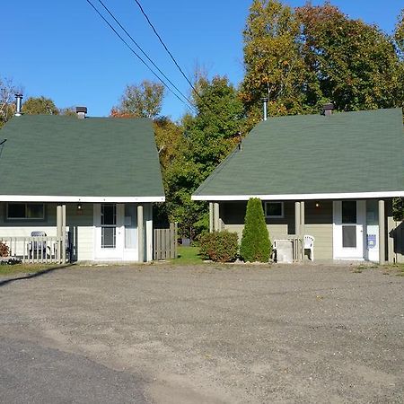 Vila Les Chalets Bo-So-Met Beaupré Exteriér fotografie